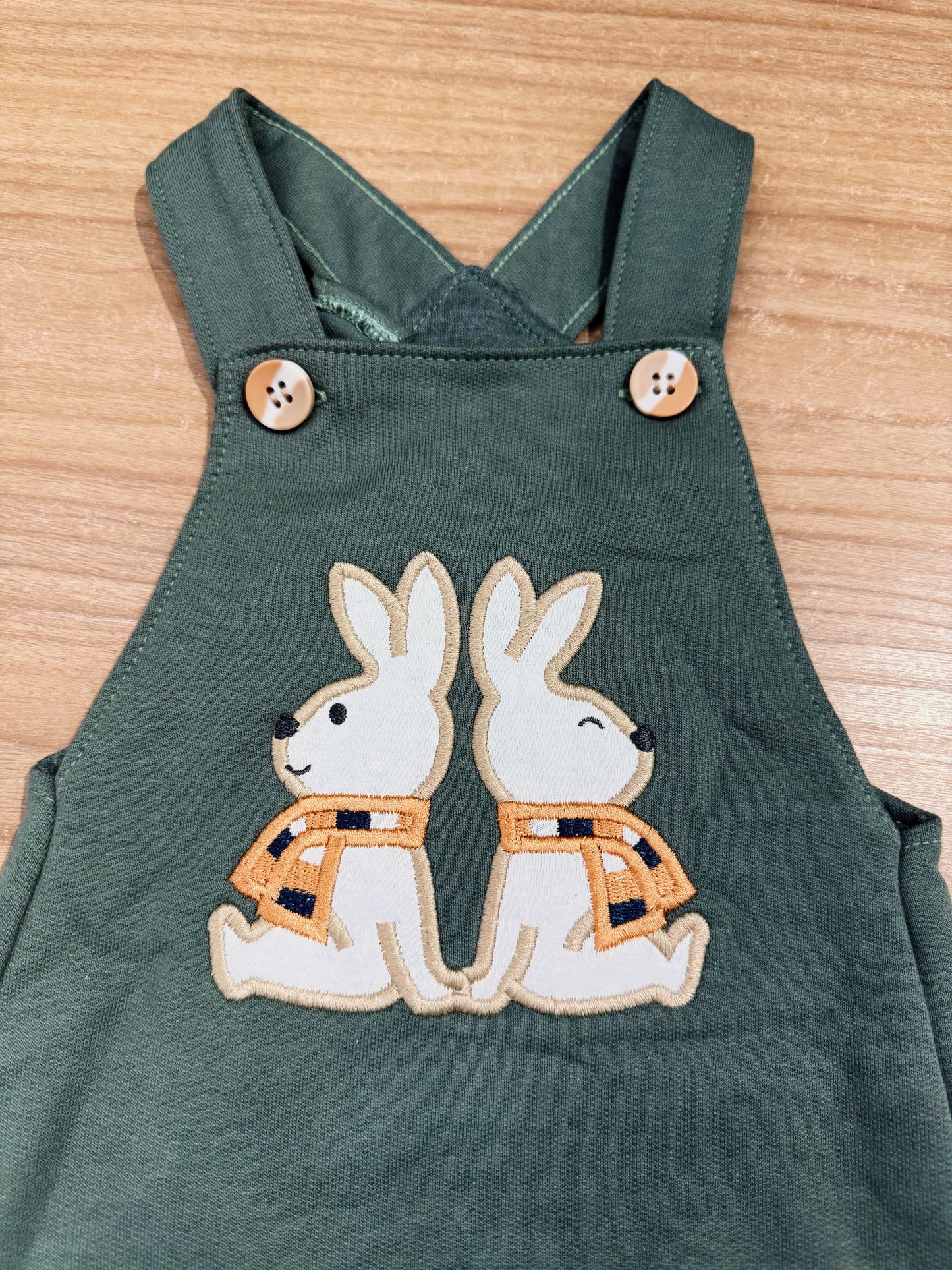 Conjunto Baby Macacão + Body Coelhinho