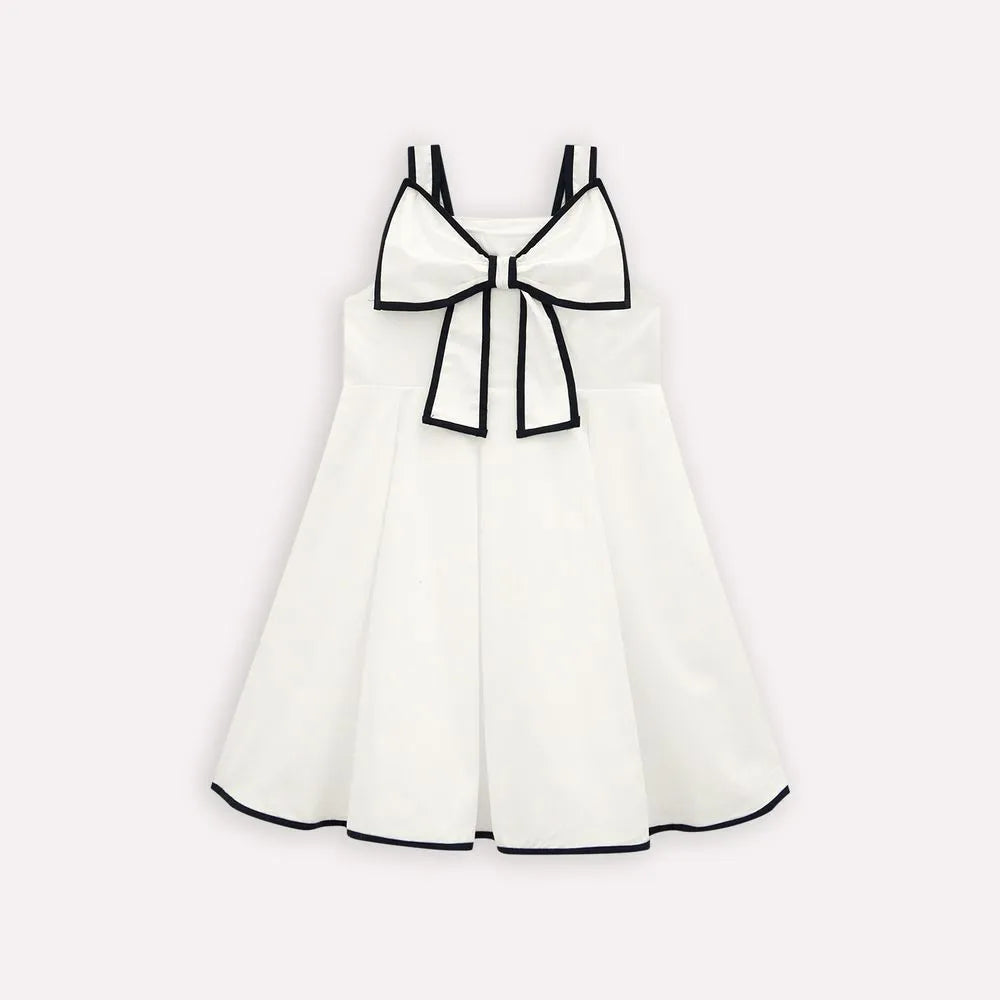Vestido com Laço