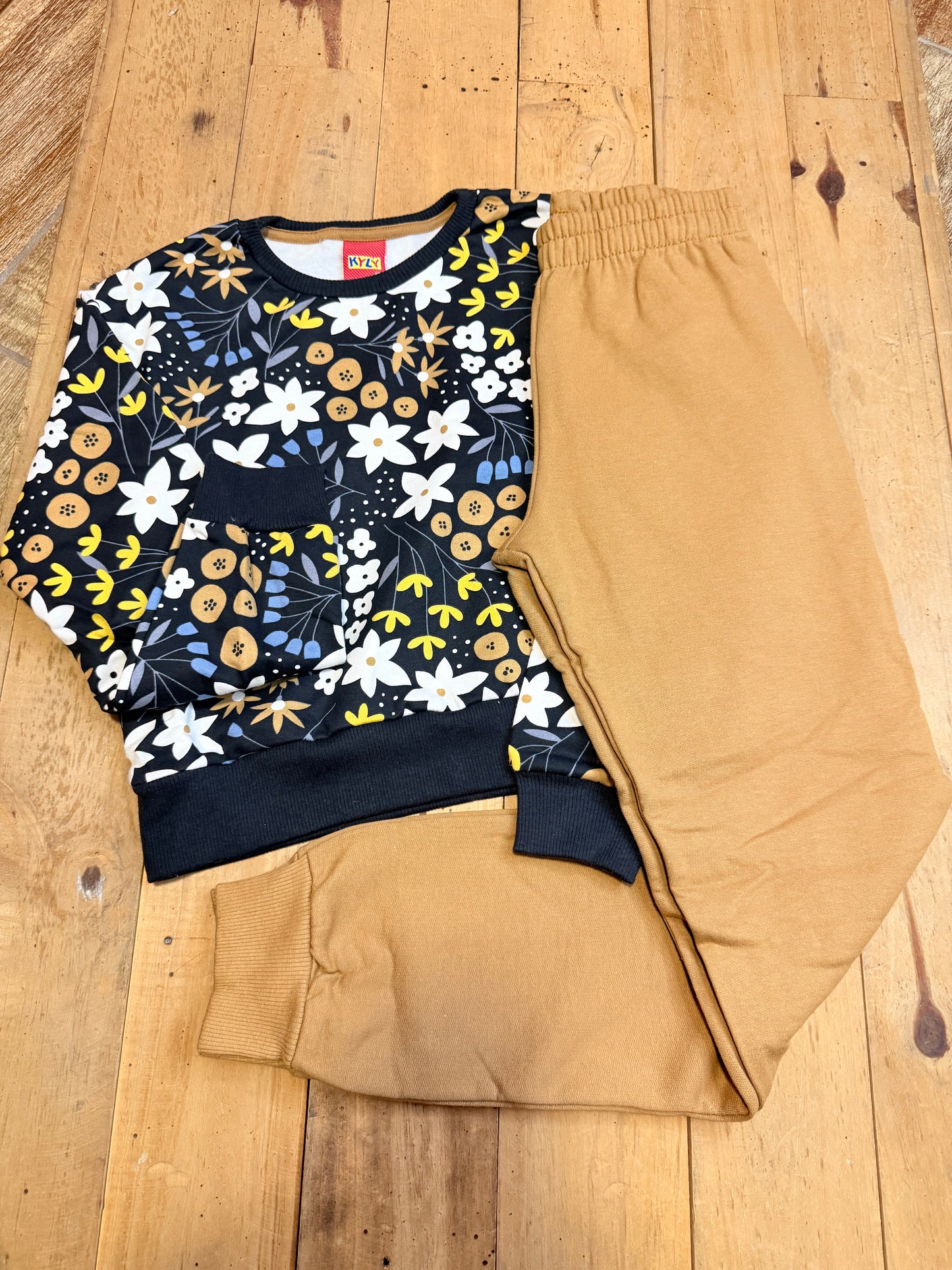 Conjunto Infantil Menina Flores